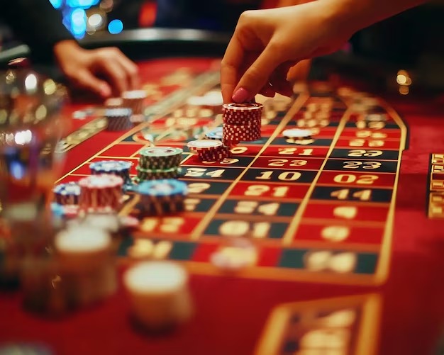 Live Baccarat table at raffiwd with dealer and multi-camera view